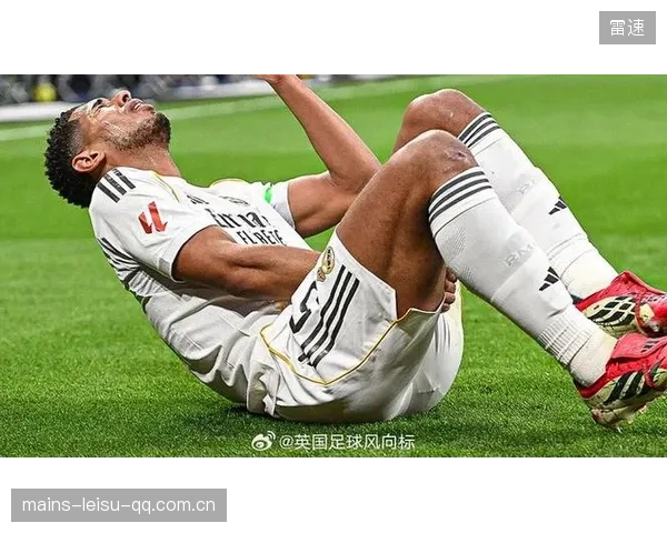 皇马多点开火全面压制，贝林厄姆低射偏出——战术光谱下的热血与追光